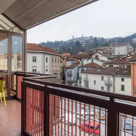 Piazzetta Besio شقة